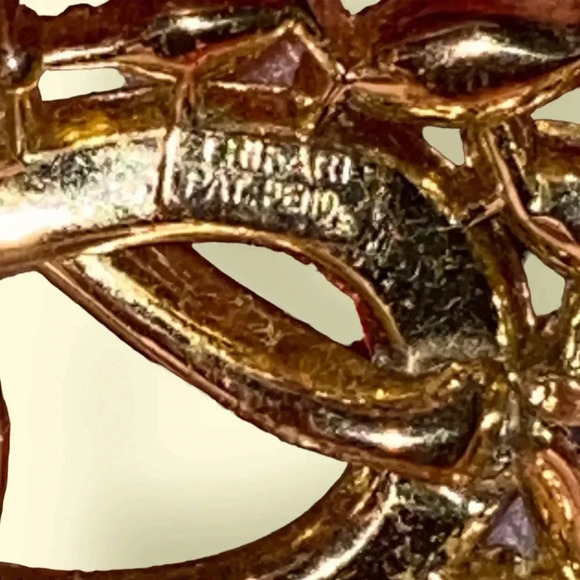 Vintage Trifari Yellow Rhinestone Gold Tone Necklace - Picture 5 of 7